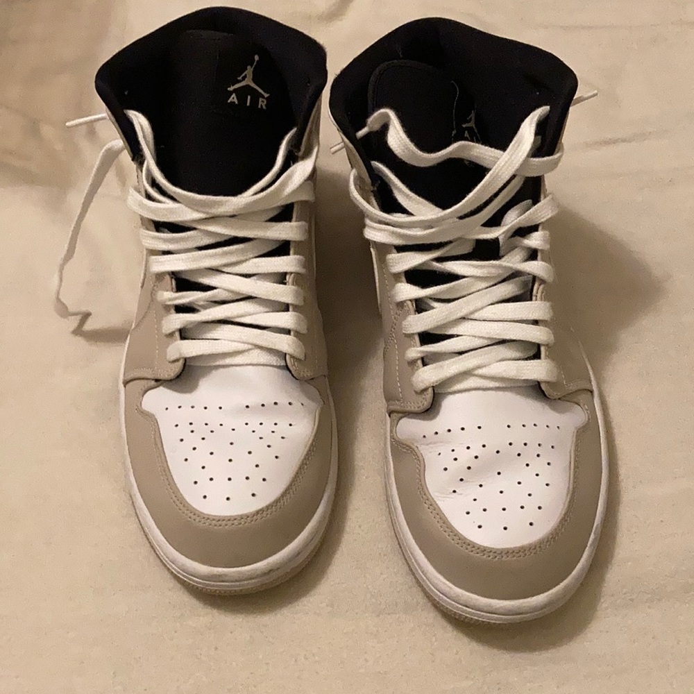 jordan 1 mid desert sand